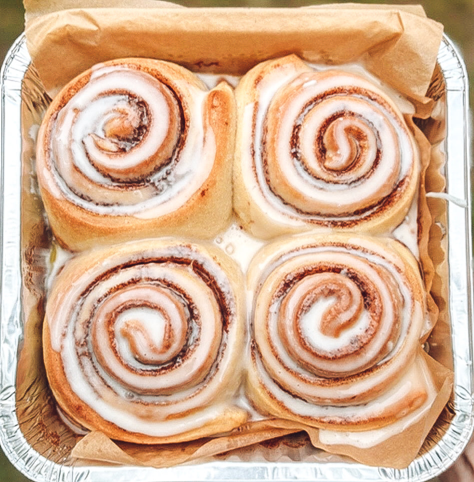 Vanilla Bean Cinnamon Rolls
